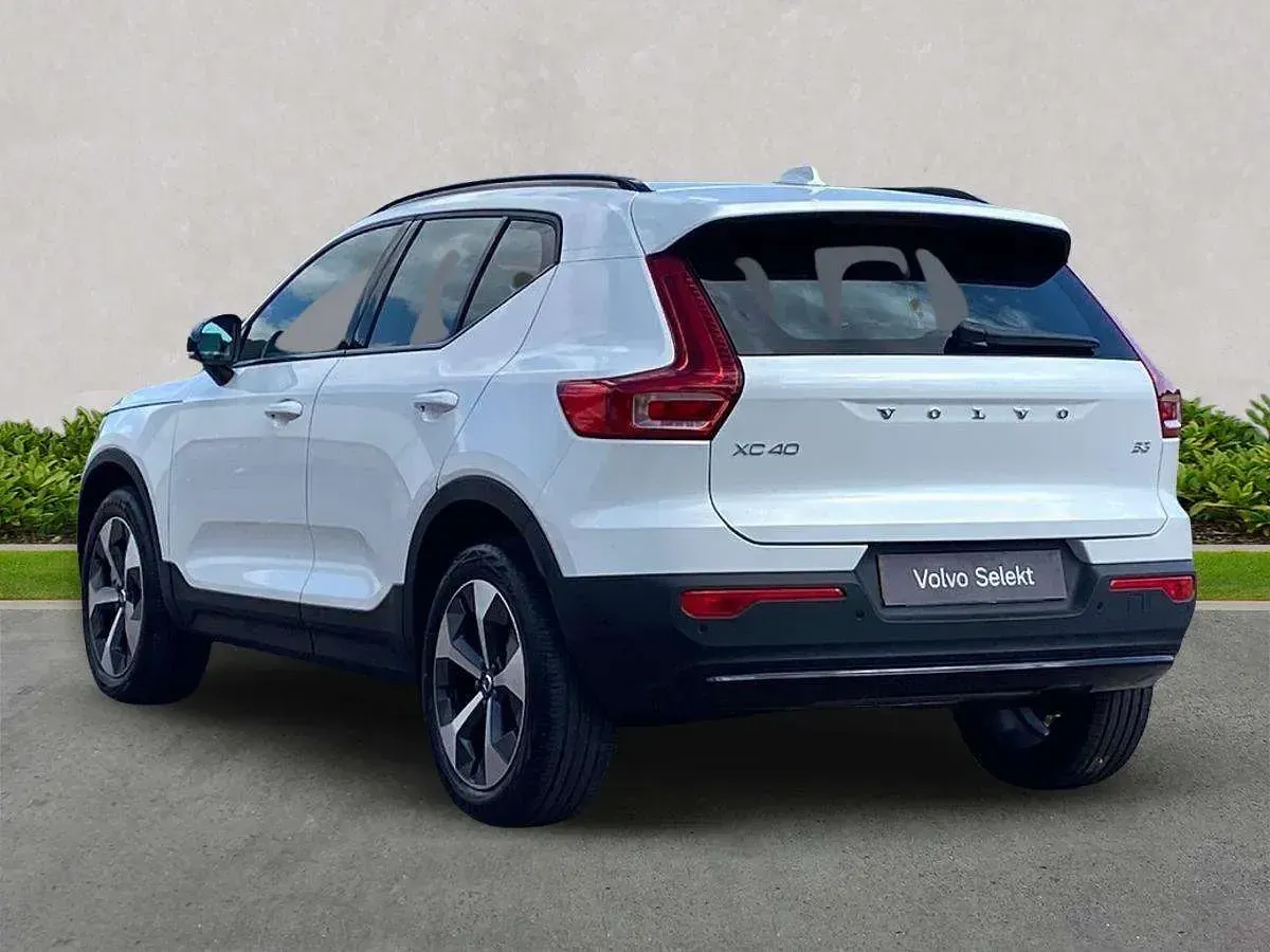 Used Volvo XC40 Plus 2024 White SUV