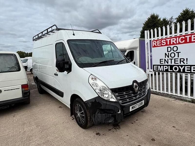 White Used 2017 Renault Master Business Van | £4,495 (Super price) - Image 1/4