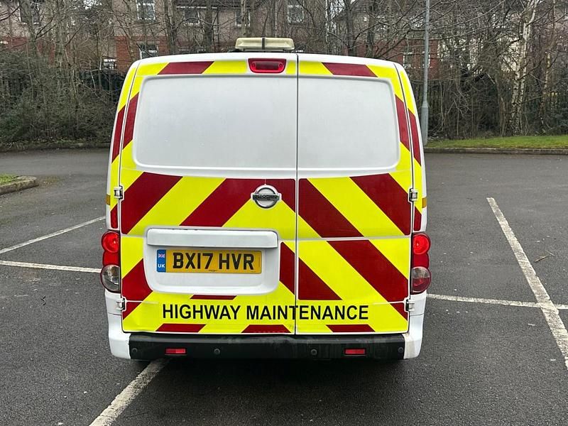 Used Nissan NV200 Acenta 2017 White MPV