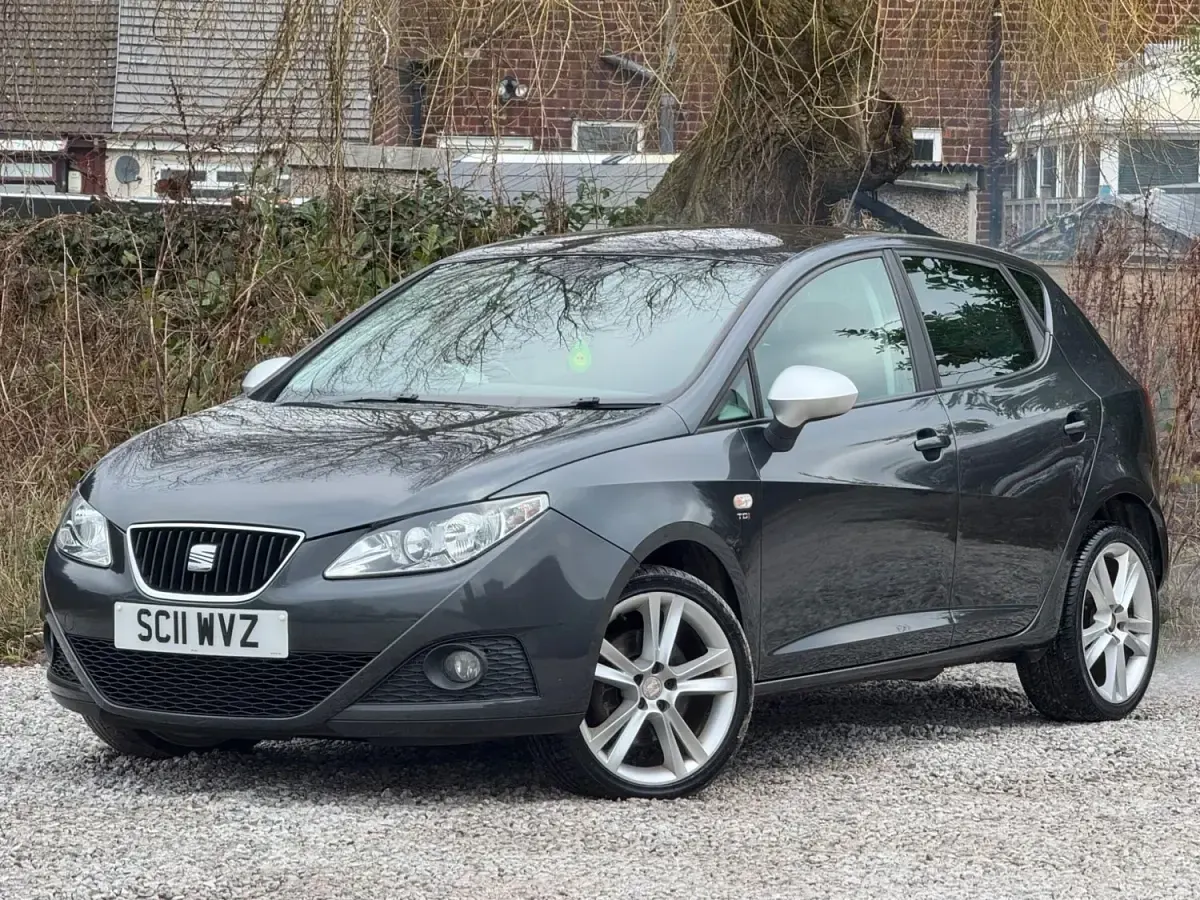 Gebraucht Seat Ibiza 105 PS (77 kW) 2011 Grau Kleinwagen