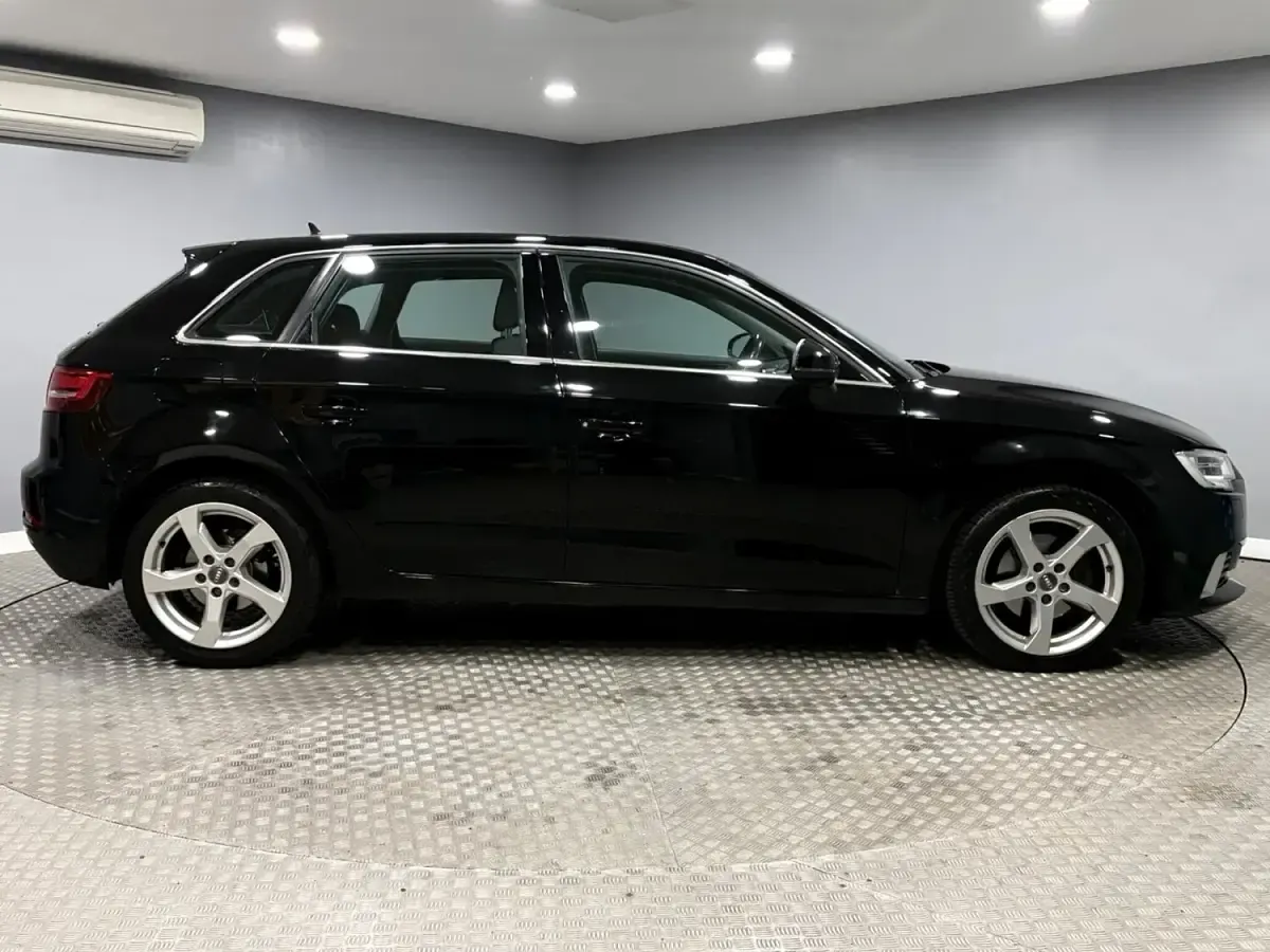 Used Audi A3 Sportback Sport 110 HP (80 kW) 2017 Black Hatchback