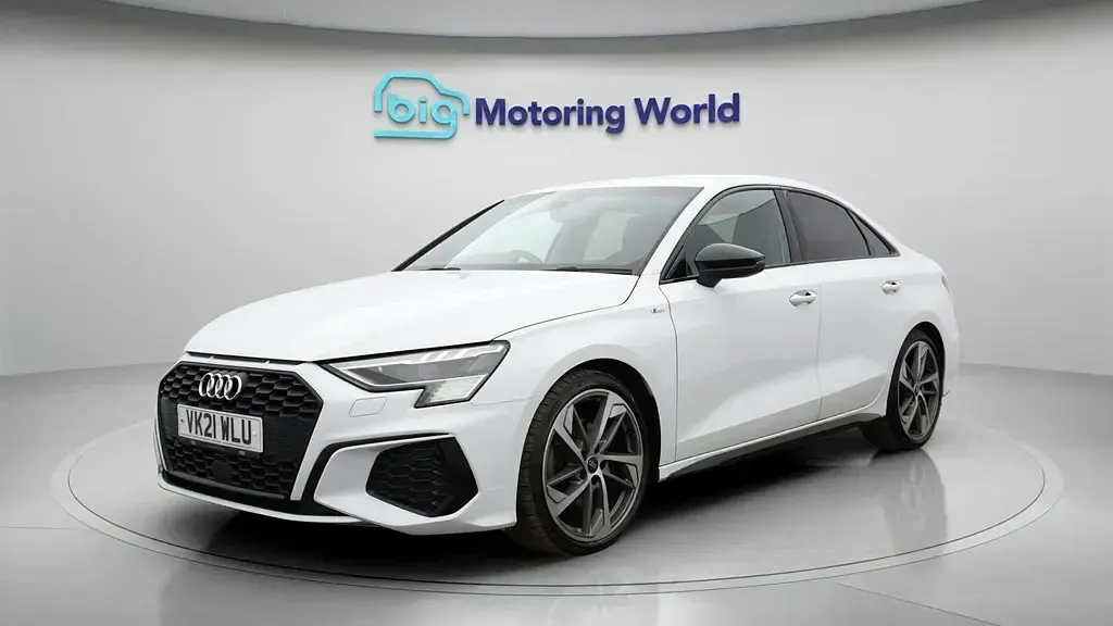 Begagnad Audi A3 S-Line 150 HK (110 kW) 2021 Vit Sedan