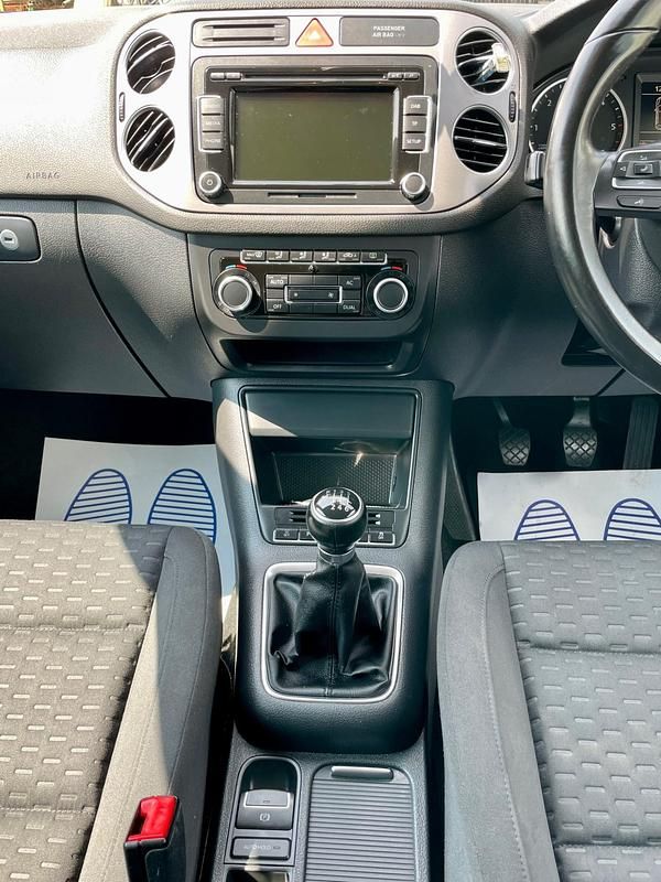 Used VW Tiguan Match 138 HP (101 kW) 2011 Silver SUV