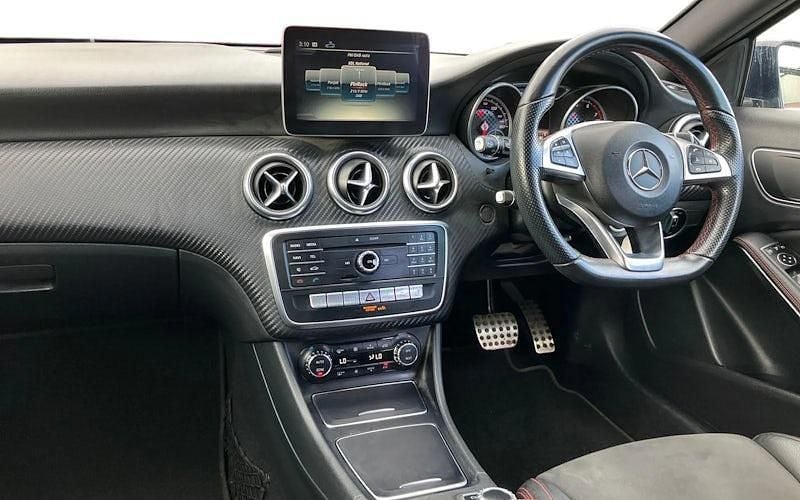 Used Mercedes A200 AMG Line Premium 156 HP (114 kW) 2017 Blue Hatchback
