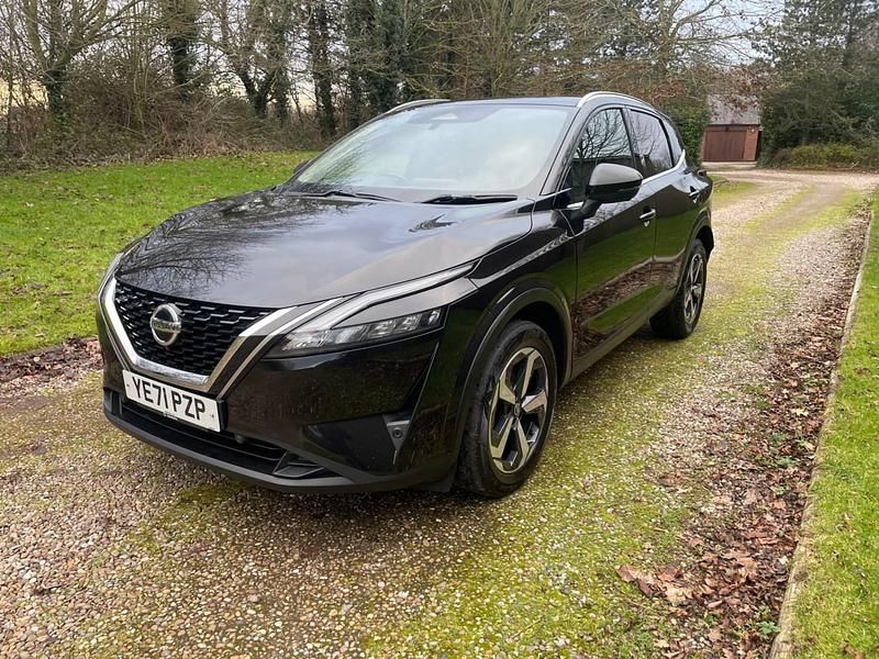 Used Nissan Qashqai N-Connecta 2021 Black SUV