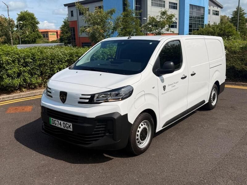 White New 2025 Peugeot e-Expert Van | £25,995 - Image 1/4