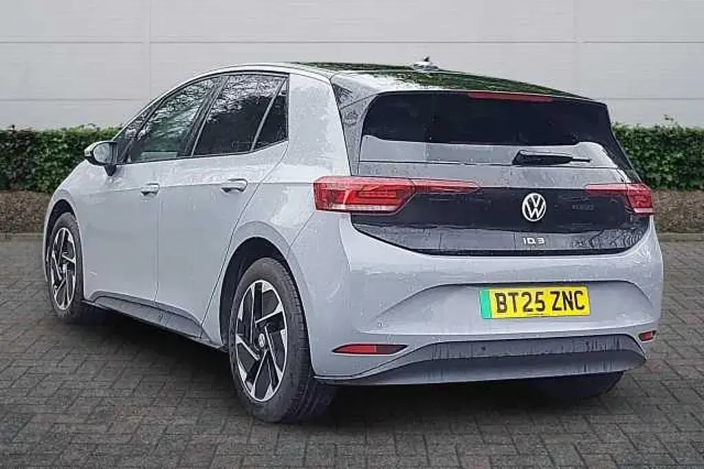 Ny VW ID.3 Pure 125 kW (170 HK) 2025 Grå Halvkombi