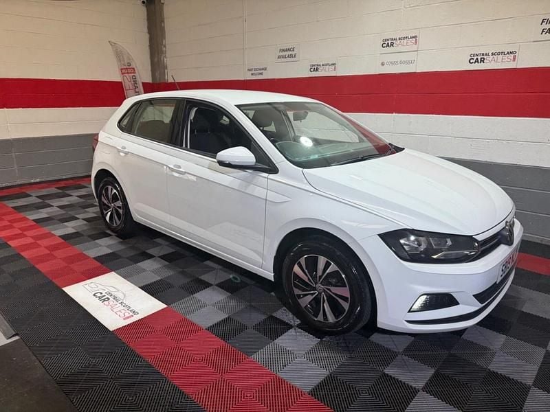 White Used 2019 VW Polo SE Hatchback | £11,399 (Fair price) - Image 1/4