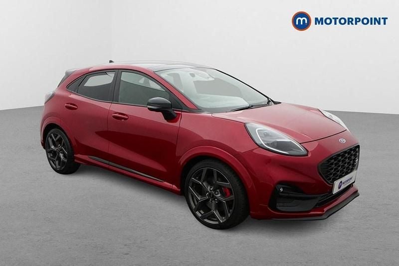 Red Used 2022 Ford Puma Gen-E ST Hatchback | £20,649 (Fair price) - Image 1/4