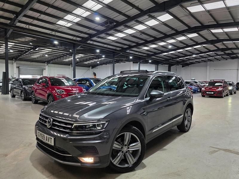 Used VW Tiguan SEL 190 HP (139 kW) 2019 Grey SUV