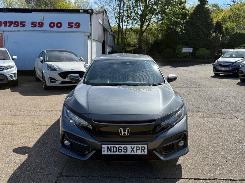 Begagnad Honda Civic SR 120 HK (88 kW) 2020 Grå Halvkombi
