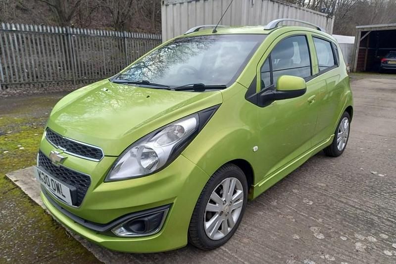 Used Chevrolet Spark LTZ 81 HP (59 kW) 2013 Green Hatchback