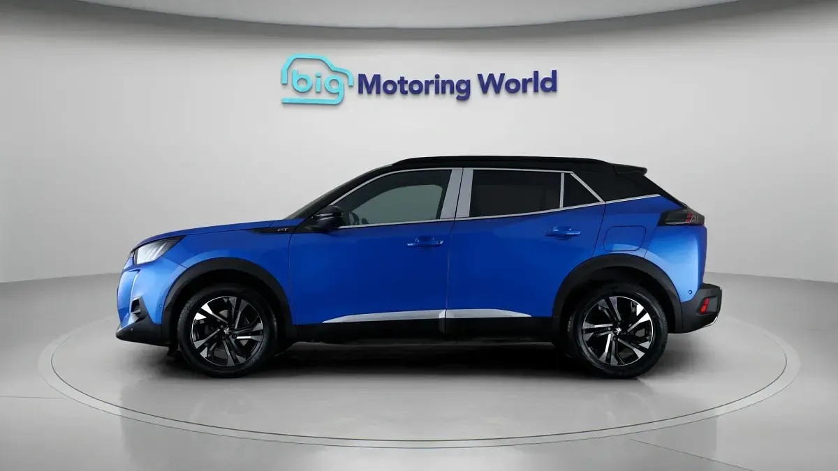 Used Peugeot 2008 GT 131 HP (96 kW) 2022 Blue SUV