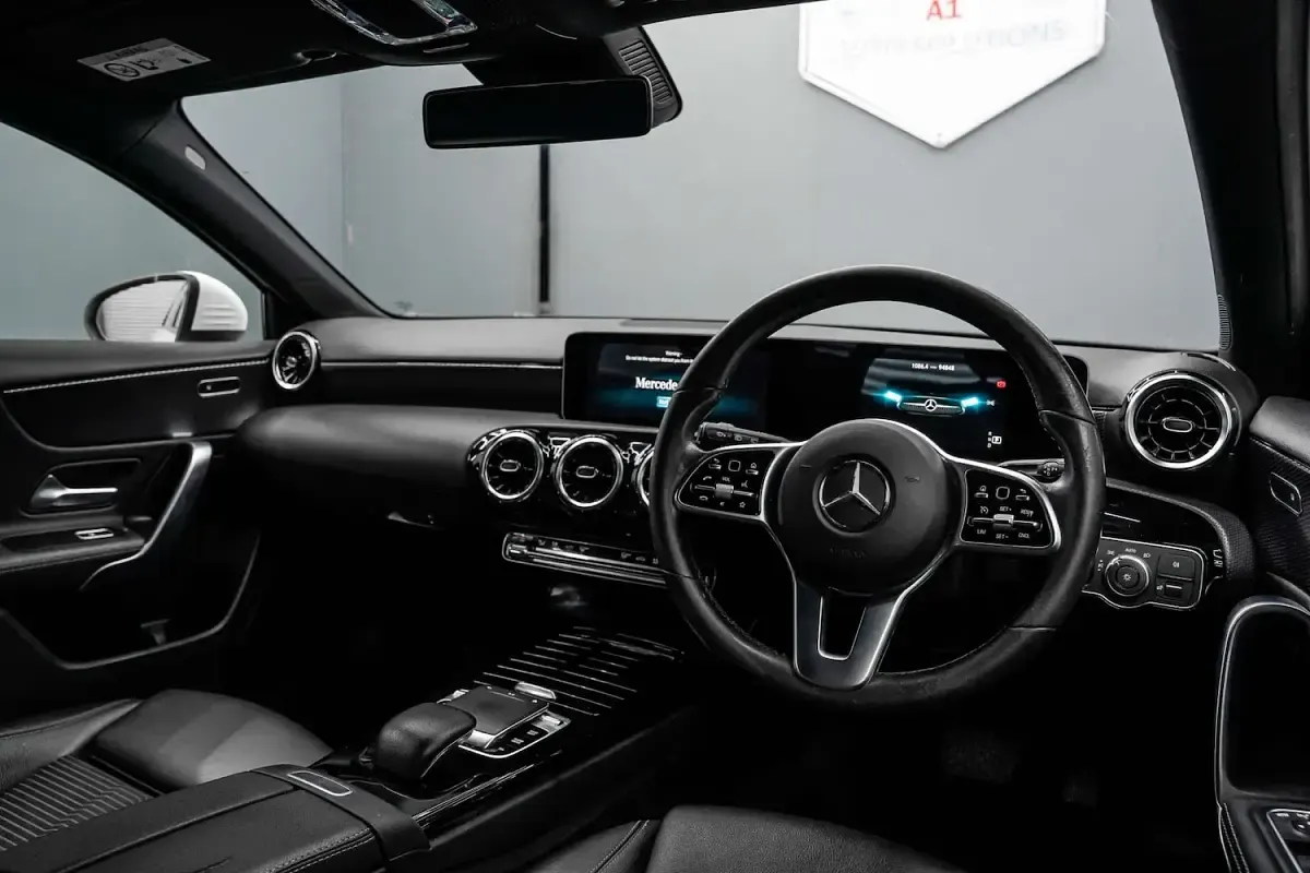 Used Mercedes A180 Executive 2018 White Hatchback