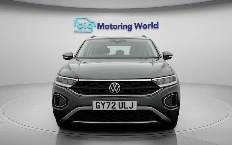 Used VW T-Roc Life 110 HP (80 kW) 2024 SUV