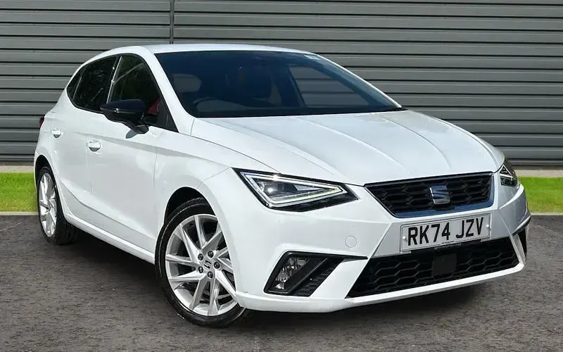 Usado Seat Ibiza FR 116 HP (85 kW) 2025 Citadino