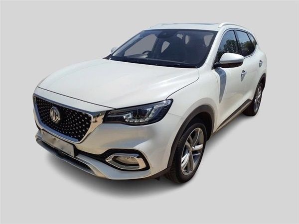 White Used 2022 MG HS Exclusive SUV | £16,195 (Fair price) - Image 1/1