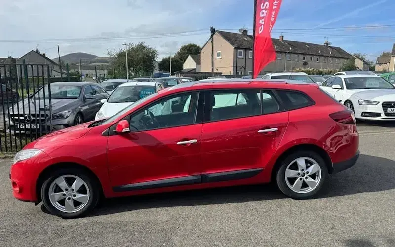 Used Renault Mégane GrandTour Dynamique 110 HP (80 kW) 2013 Estate
