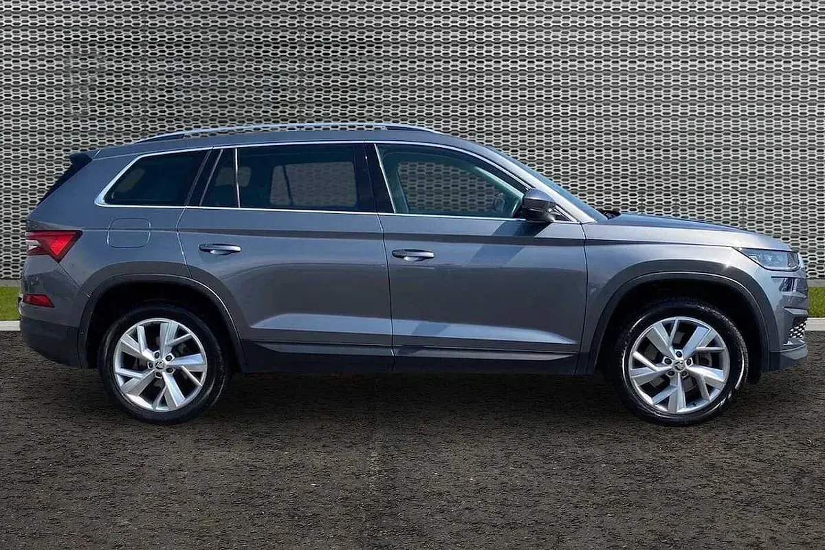 Used Skoda Kodiaq SE L 110 HP (80 kW) 2022 Graphite grey metallic SUV