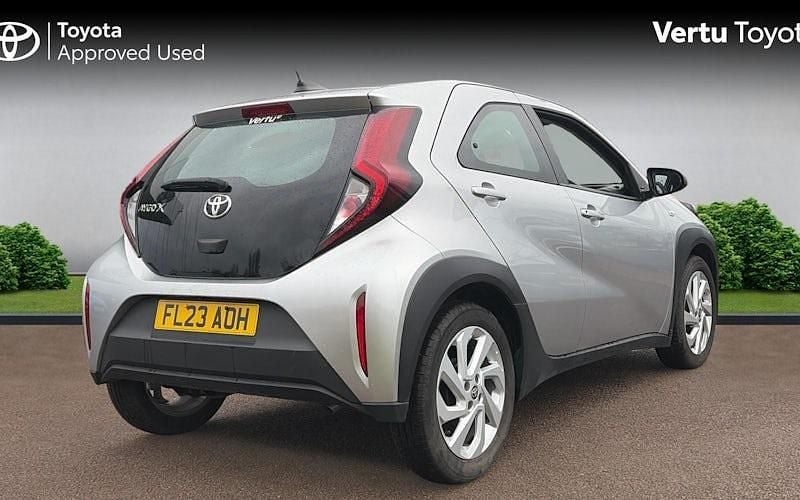Used Toyota Aygo X PURE 72 HP (52 kW) 2025 SUV
