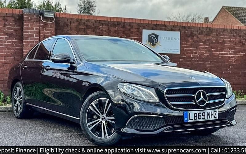 Black Used 2019 Mercedes E220 SE Sedan | £18,399 (Good price) - Image 1/3