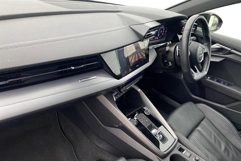 Used Audi A3 Black Edition 150 HP (110 kW) 2024 Blue Sedan