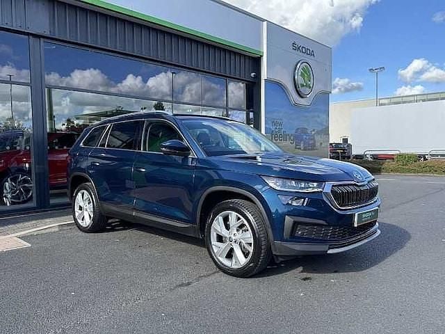 Petrol blue metallic Used 2022 Skoda Kodiaq SE L SUV | £26,495 (Fair price) - Image 1/4