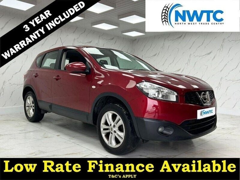 Red Used 2014 Nissan Qashqai Acenta SUV | £3,695 (Super price) - Image 1/4
