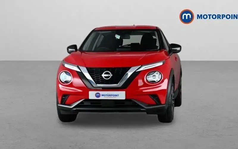 Used Nissan Juke Acenta 114 HP (83 kW) 2022 Red SUV