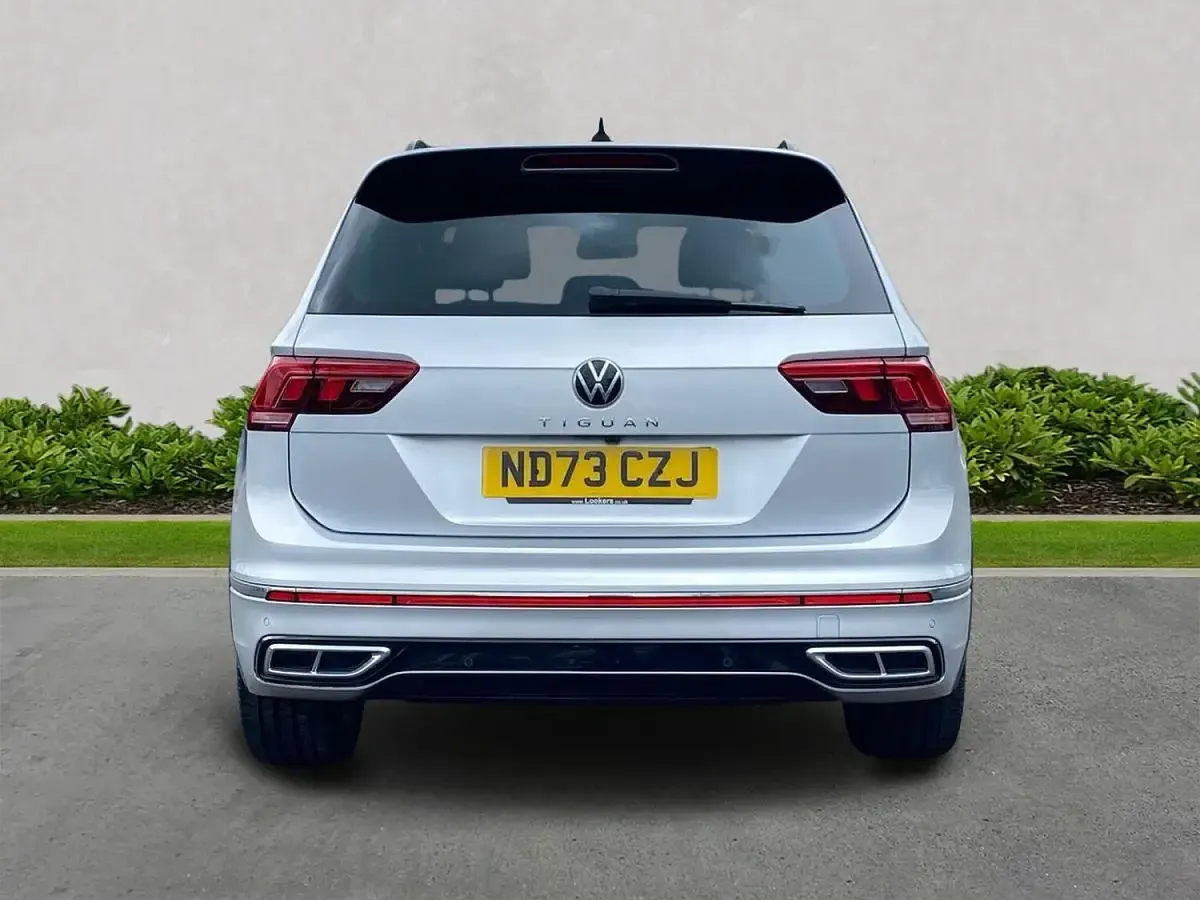 Used VW Tiguan R-line 150 HP (110 kW) 2023 Silver SUV