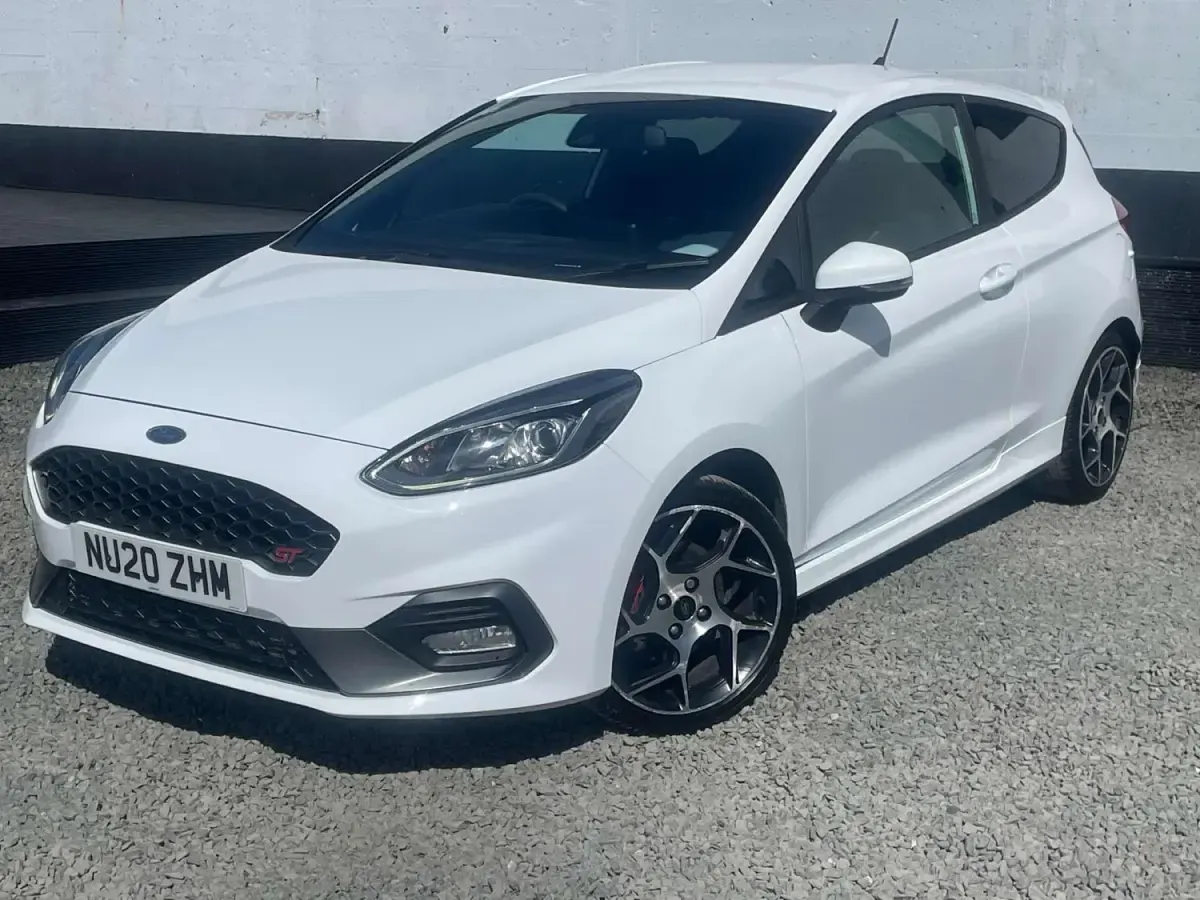 Usado Ford Fiesta ST 200 HP (147 kW) 2020 Branco Citadino