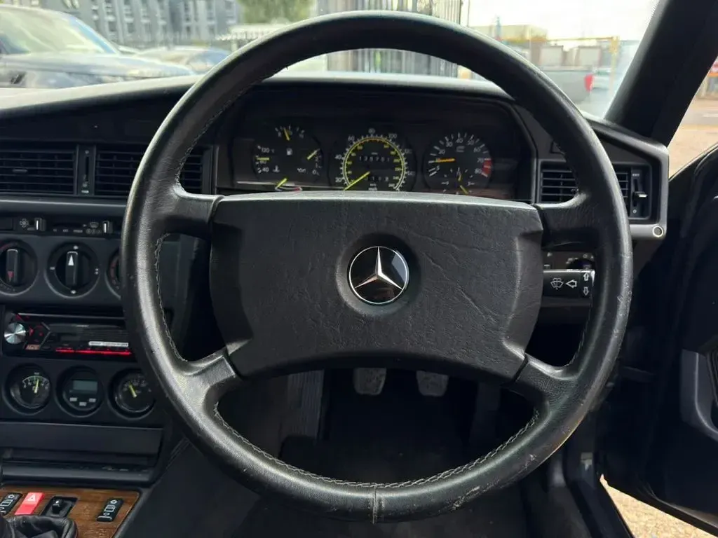 Used Mercedes 190 201 HP (147 kW) 1989 Black Sedan