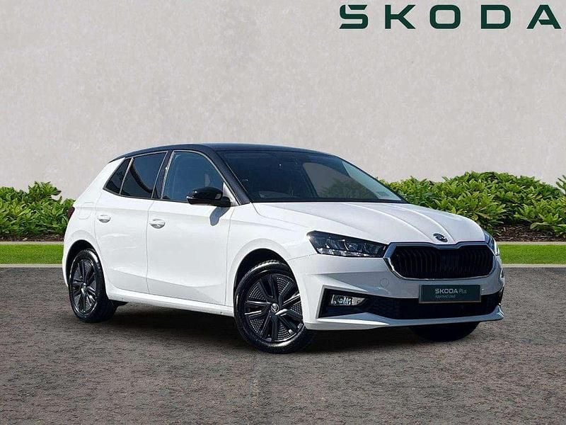 Candy white black magic pearl effect Used 2022 Skoda Fabia Colour Edition Hatchback | £13,695 (Fair price) - Image 1/4