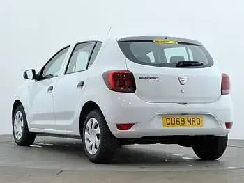 Used Dacia Sandero Essentiel 73 HP (53 kW) 2019 White Hatchback