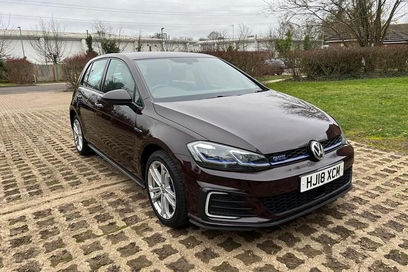 Used VW Golf VII GTE 204 HP (150 kW) 2018 Black Hatchback