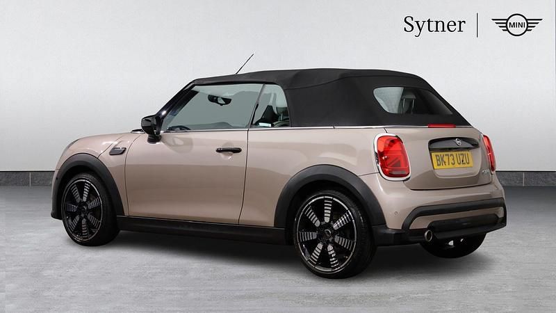 Used Mini Cooper Exclusive 134 HP (98 kW) 2023 Grey Hatchback