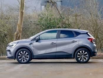 Used Renault Captur Evolution 142 HP (104 kW) 2022 Grey SUV
