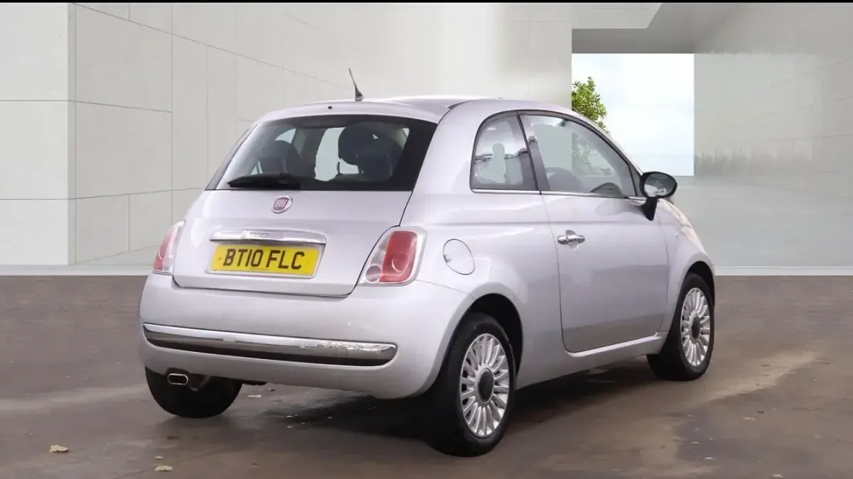 Used Fiat 500 Lounge 69 HP (50 kW) 2010 Silver Hatchback