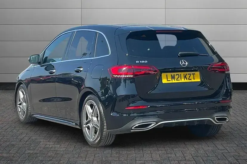 Used Mercedes B180 AMG Line Premium Plus 134 HP (98 kW) 2021 Cosmos black Hatchback