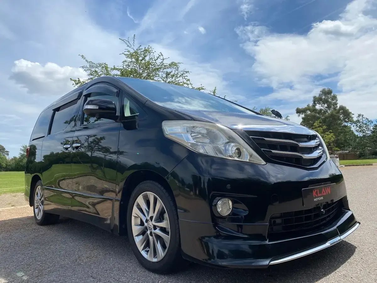 Used Toyota Alphard Premium 170 HP (125 kW) 2010 Black MPV
