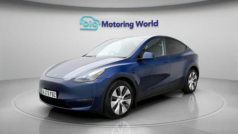 Used Tesla Model Y Long Range AWD 378 kW (514 HP) 2022 Blue SUV