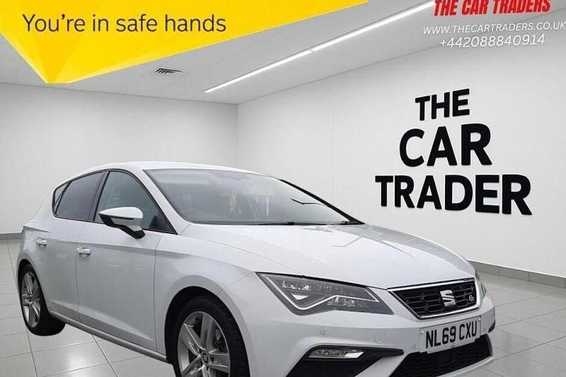 White Used 2019 Seat Leon FR Hatchback | £10,488 (Fair price) - Image 1/1
