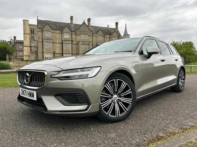 Pebble grey Used 2021 Volvo V60 Inscription Estate | £26,895 (Fair price) - Image 1/3