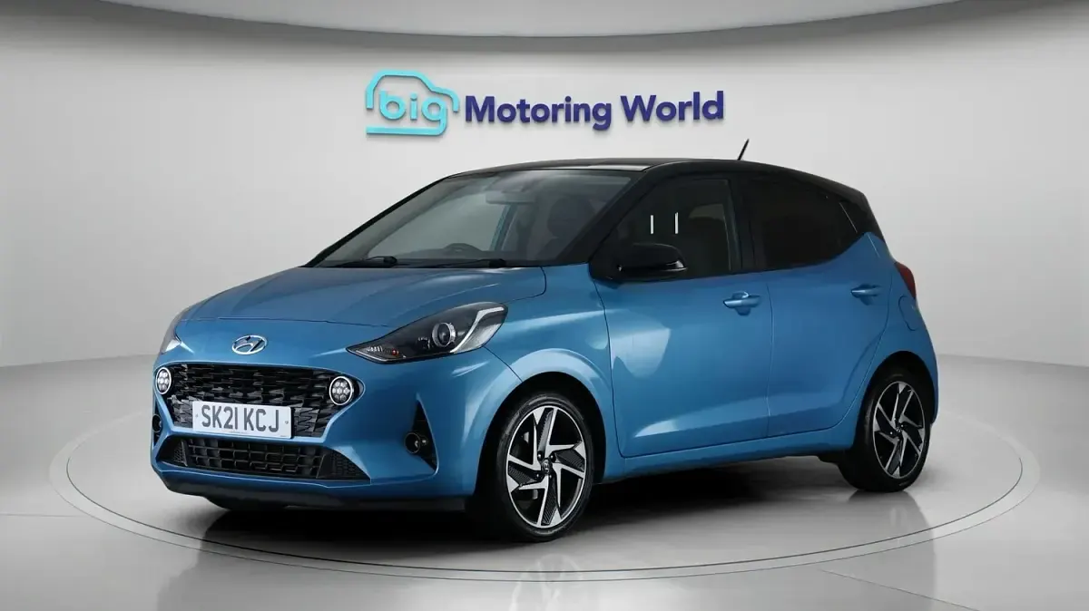 Used Hyundai i10 Premium 65 HP (47 kW) 2021 Turquoise Hatchback