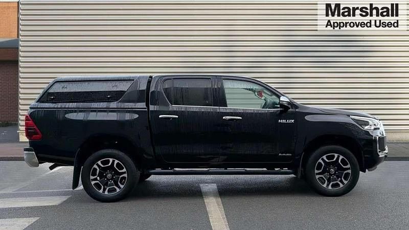 Used Toyota HiLux 2022 Black Pickup