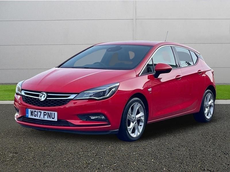Used Vauxhall Astra SRi 150 HP (110 kW) 2017 Red Hatchback