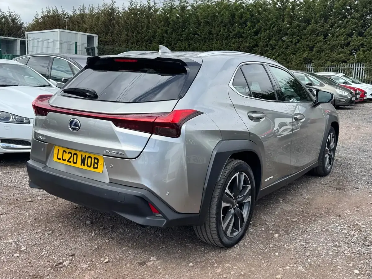 Used Lexus UX 250h 2020 Silver SUV