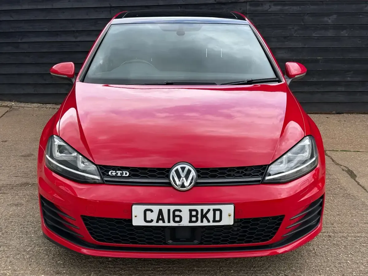 Used VW Golf VII GTD 2016 Red Hatchback