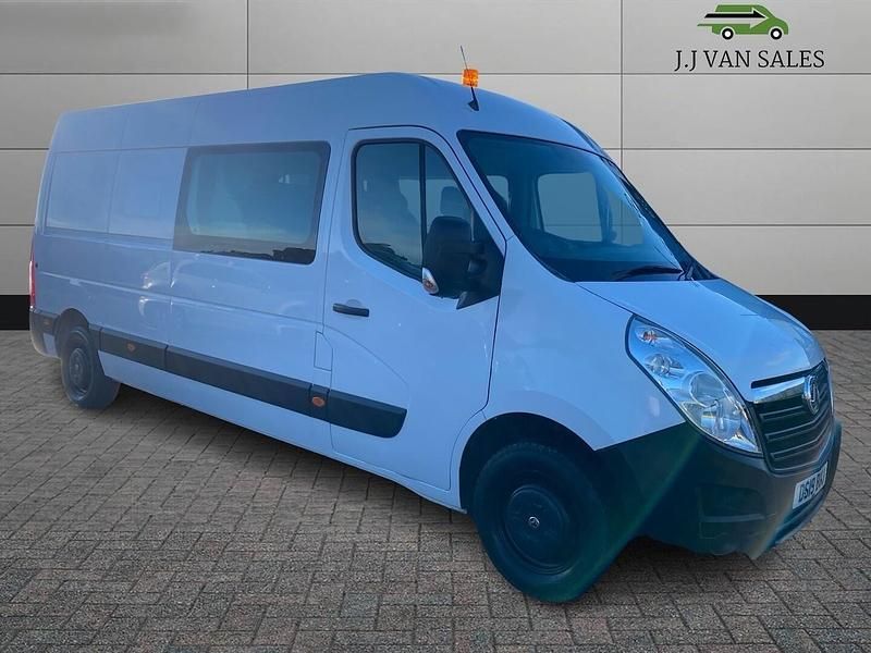 Second-hand Vauxhall Movano 130 CP (95 kW) 2019 Alb Monovolum