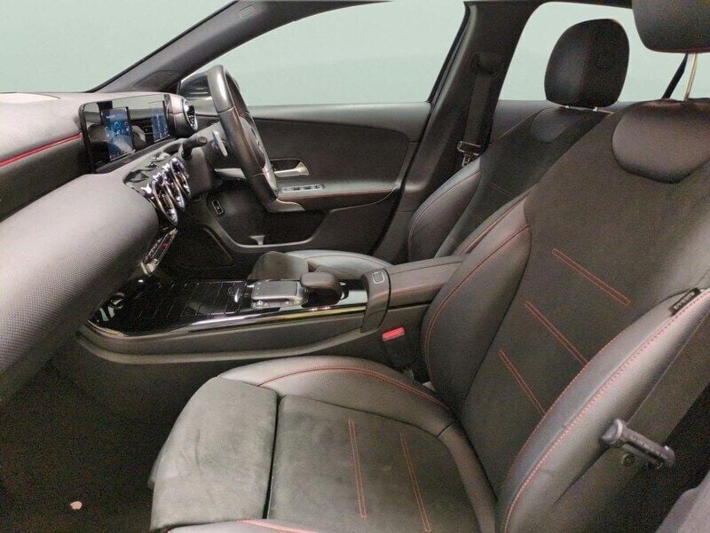 Image 3/3